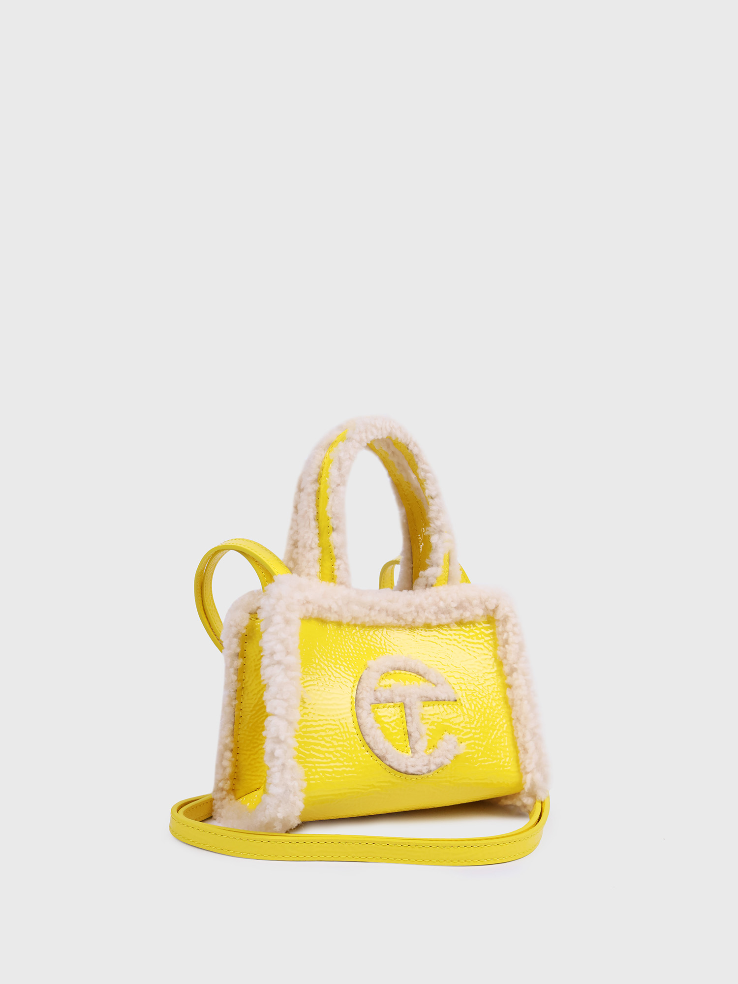 Сумка Ugg X Telfar Small Crinkle Taxi