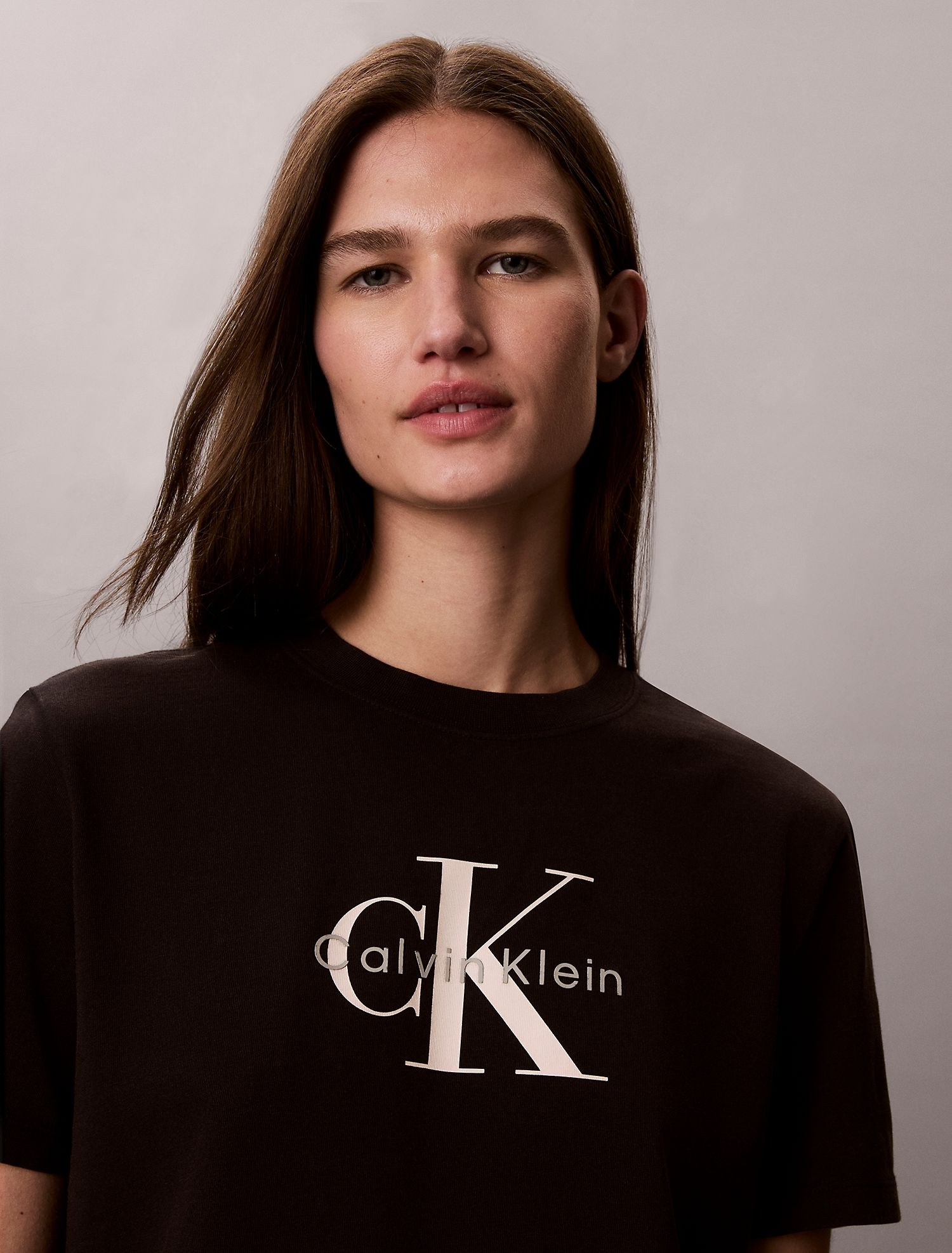 Футболка Calvin Klein Acid Wash Monologo Black/Pink