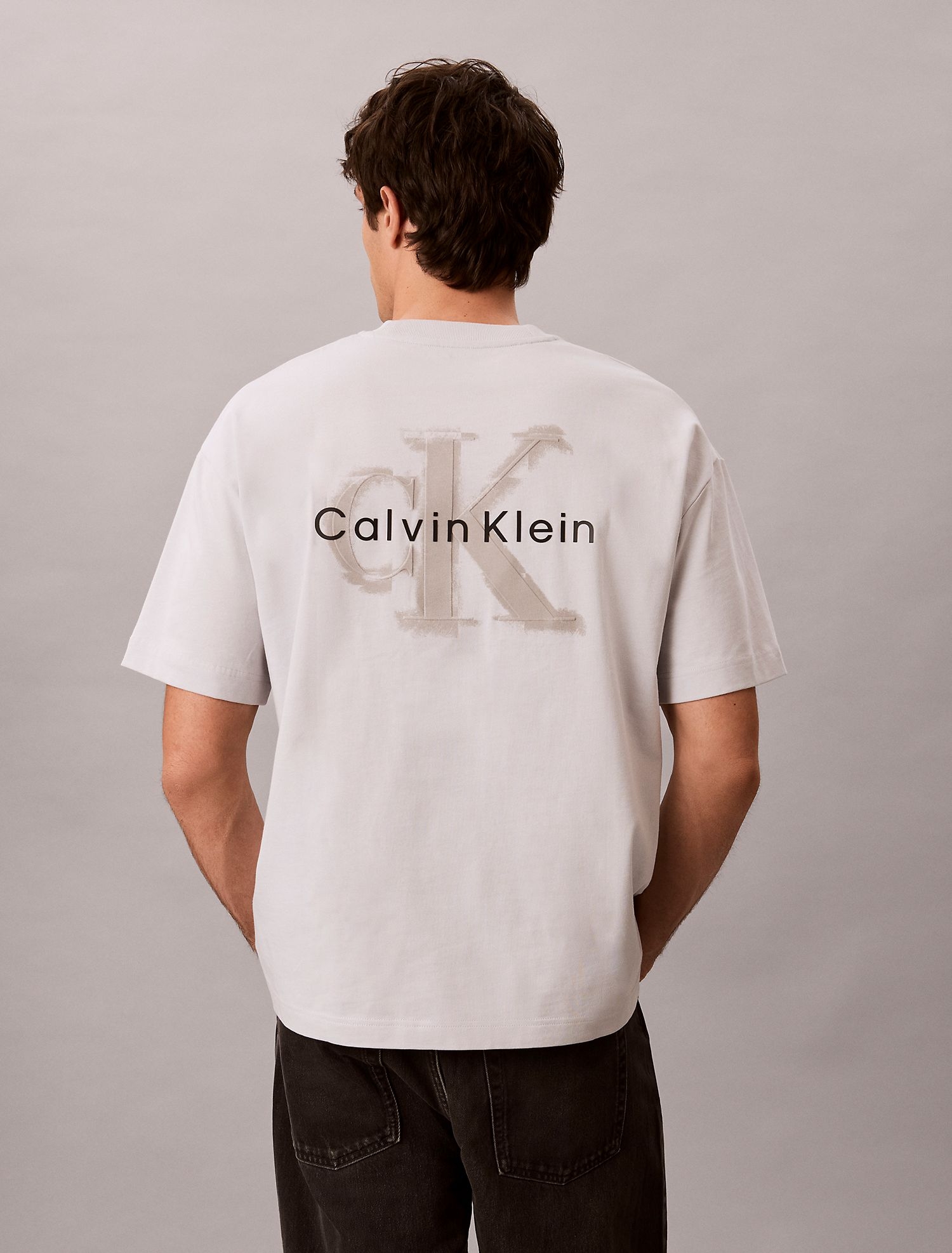 Футболка Calvin Klein Distressed Monologo Graphic Relaxed Marble Gray