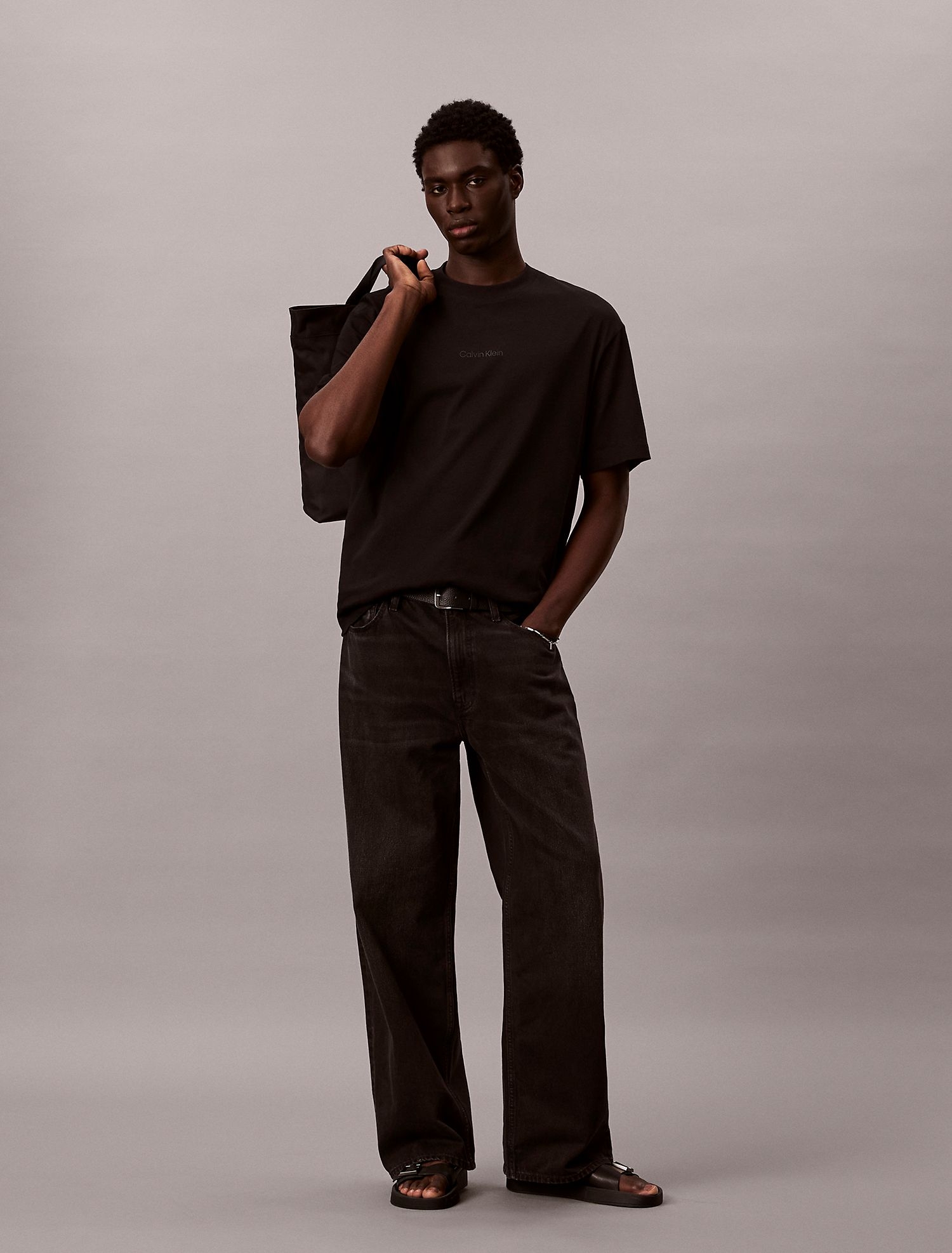Футболка Calvin Klein Micro Logo Graphic Relaxed Black