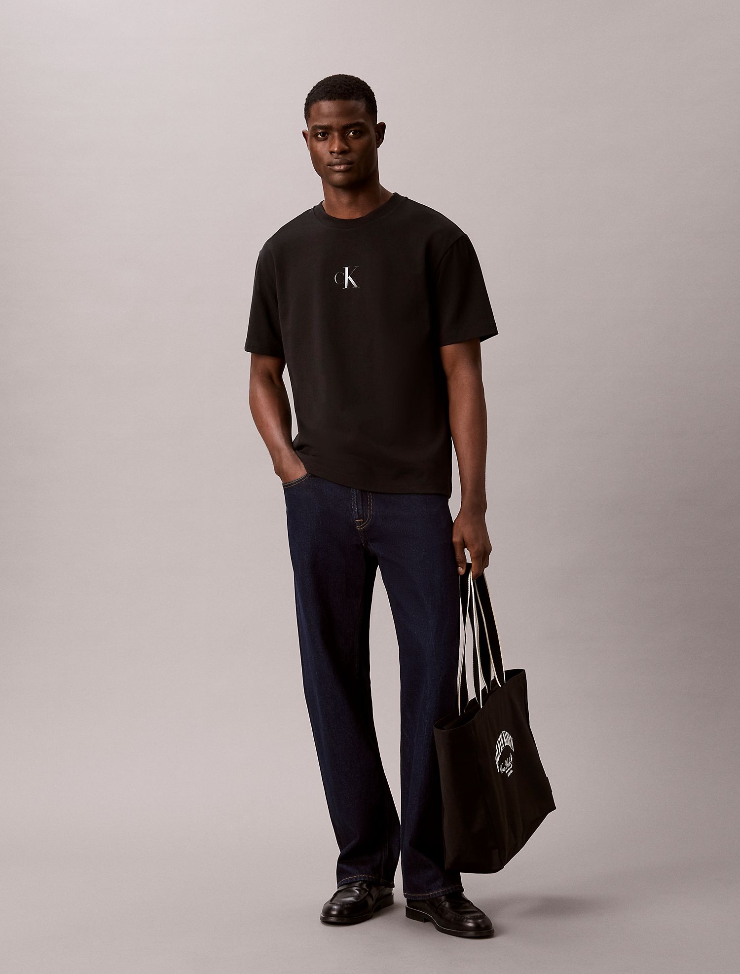Футболка Calvin Klein Liquid Monologo Graphic Black