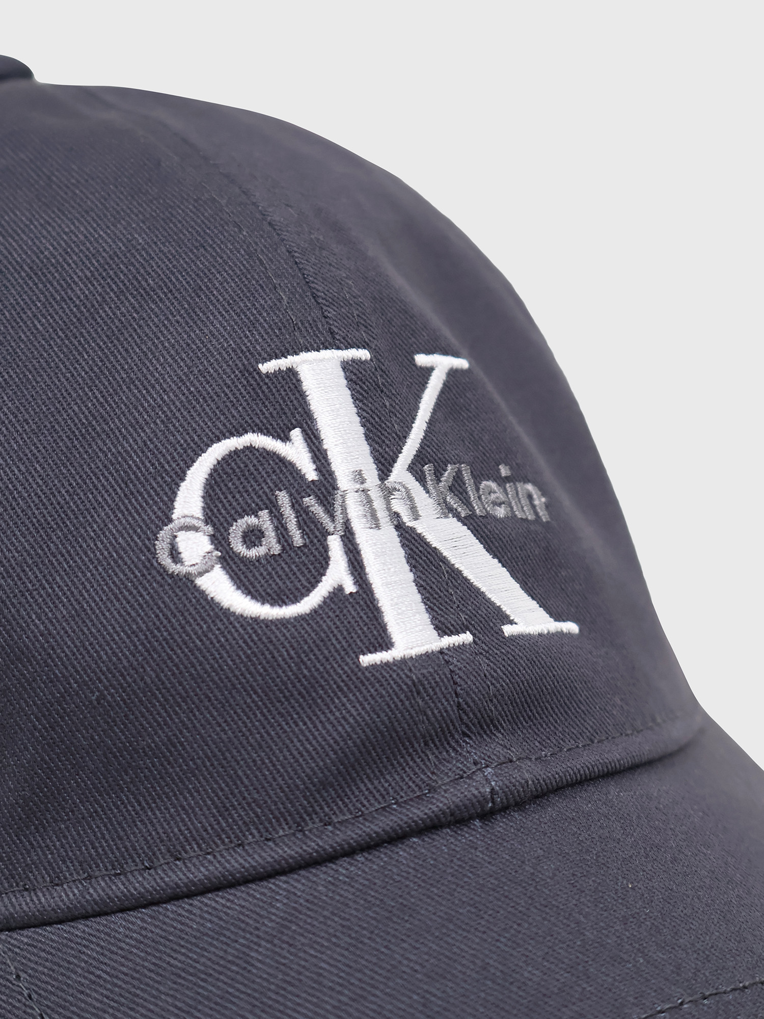 Бейсболка Calvin Klein Embroidered Monologo India Ink
