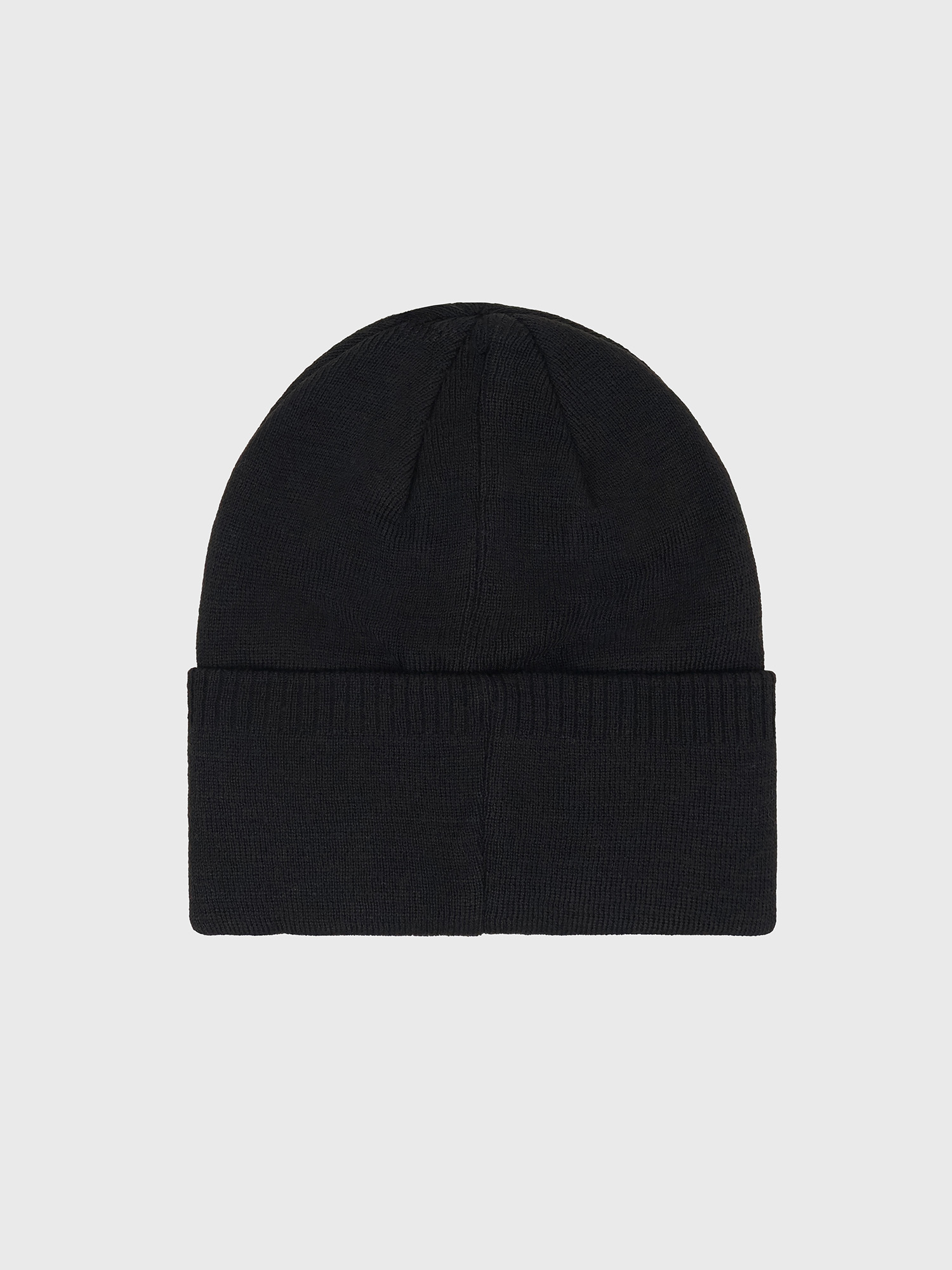Шапка Calvin Klein Embossed Logo Beanie Black