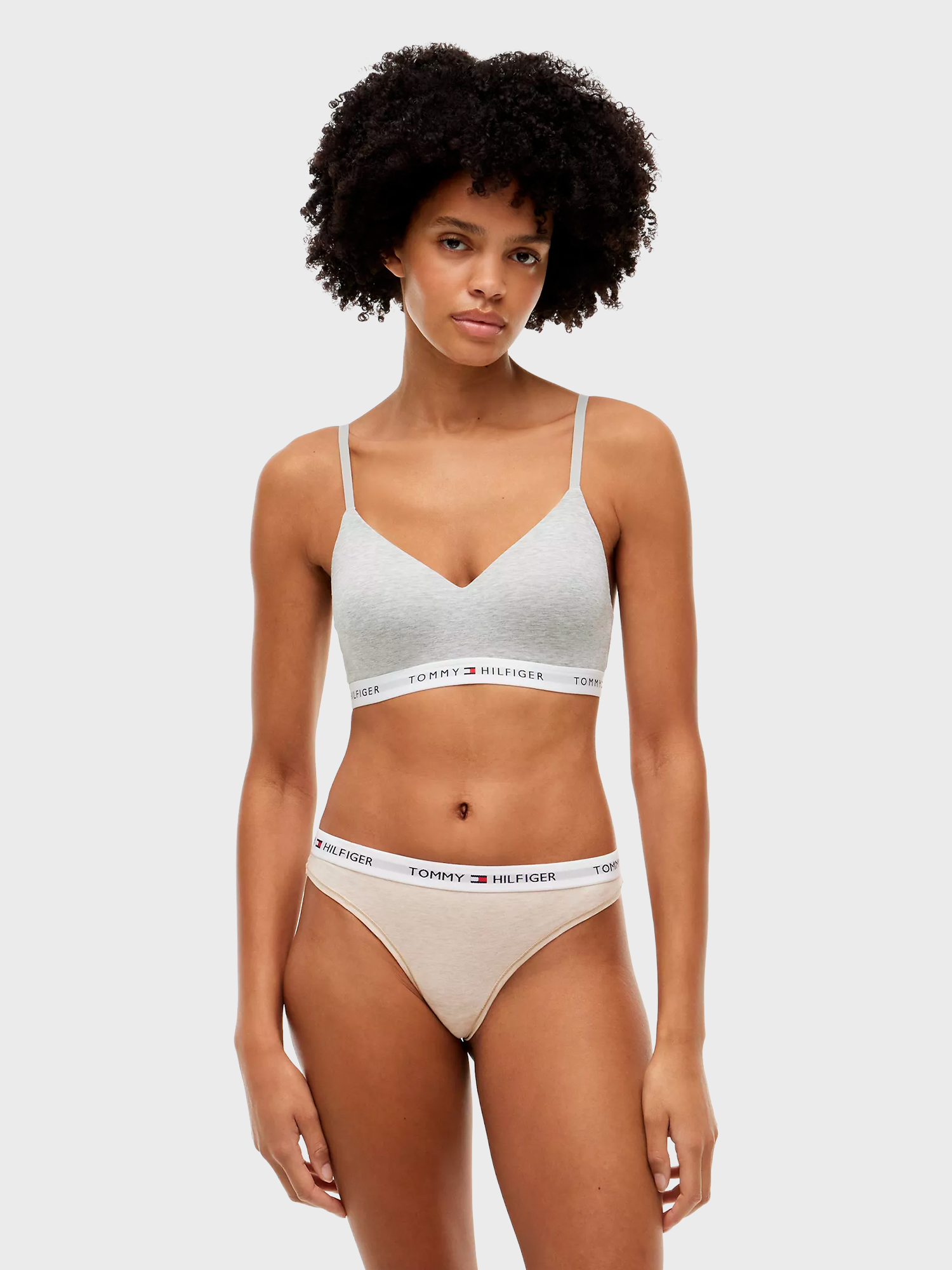 Женские трусы-стринги Tommy Hilfiger Tommy Logo Thong 3-Pack Grey / Black / Heathered Oat
