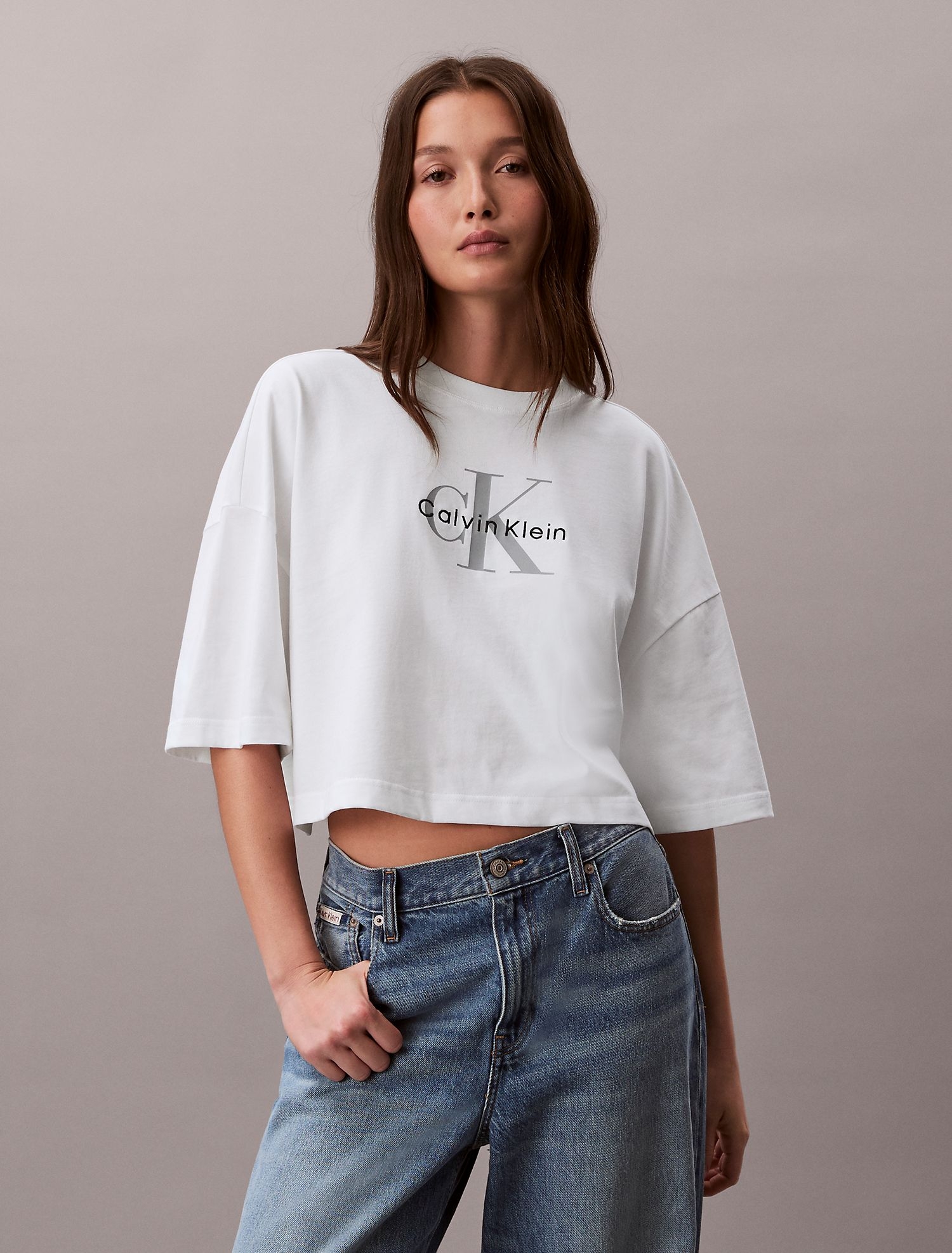 Футболка Calvin Klein Monologo Cropped Boxy Fit Bright White