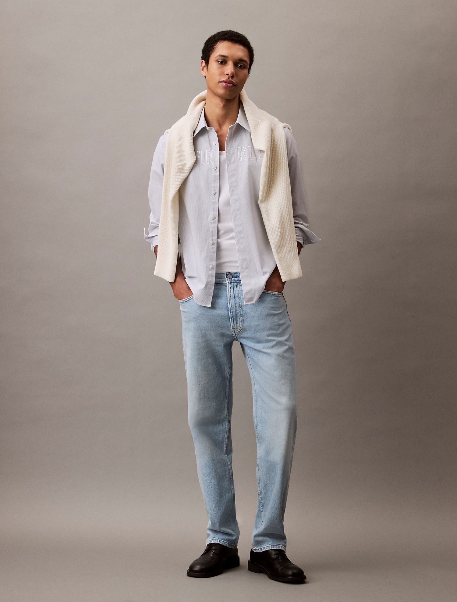 Джинсы Calvin Klein Standard Straight Fit Sand Dollar