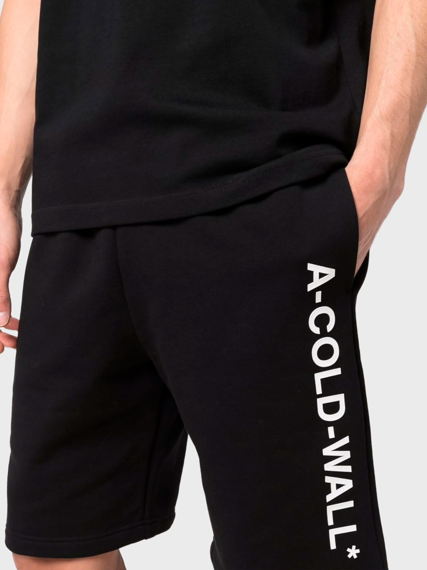 Шорты A-COLD-WALL* Essential Logo Black