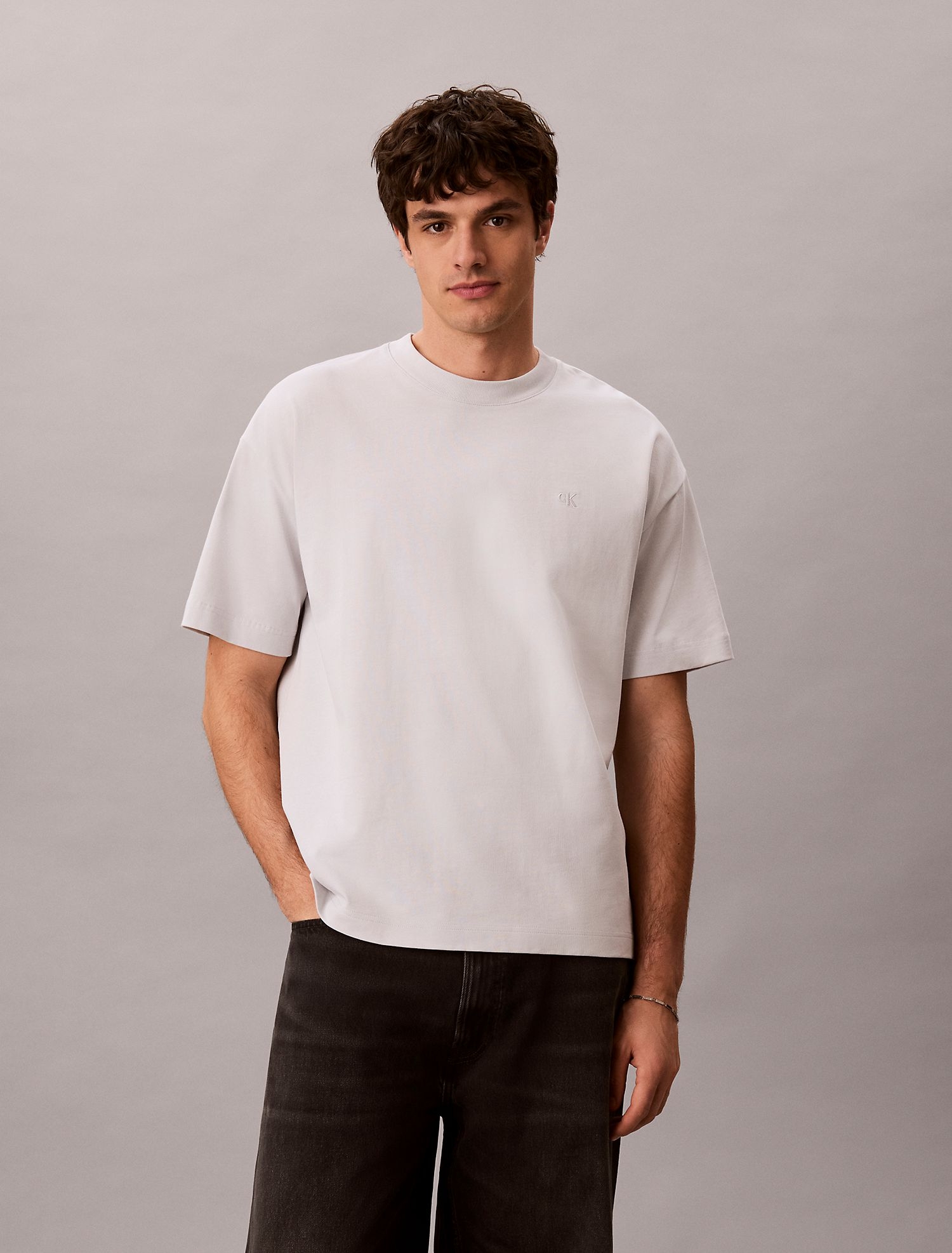Футболка Calvin Klein Distressed Monologo Graphic Relaxed Marble Gray