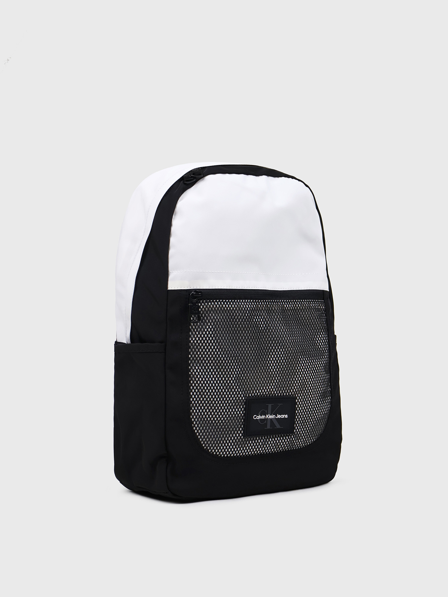 Рюкзак Calvin Klein Jeans Sport Essentials Round UT Black / Bright White