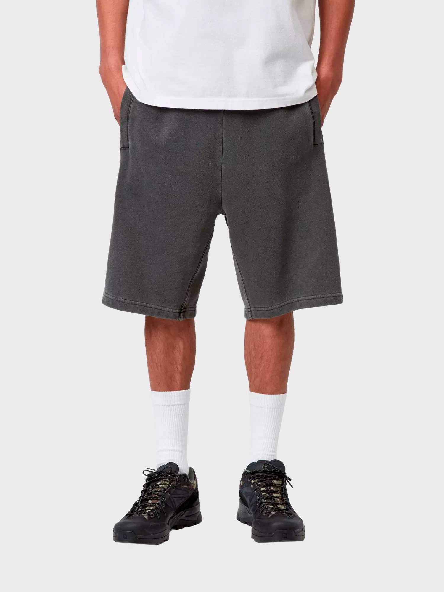 Шорты Carhartt WIP Nelson Black, Garment dyed