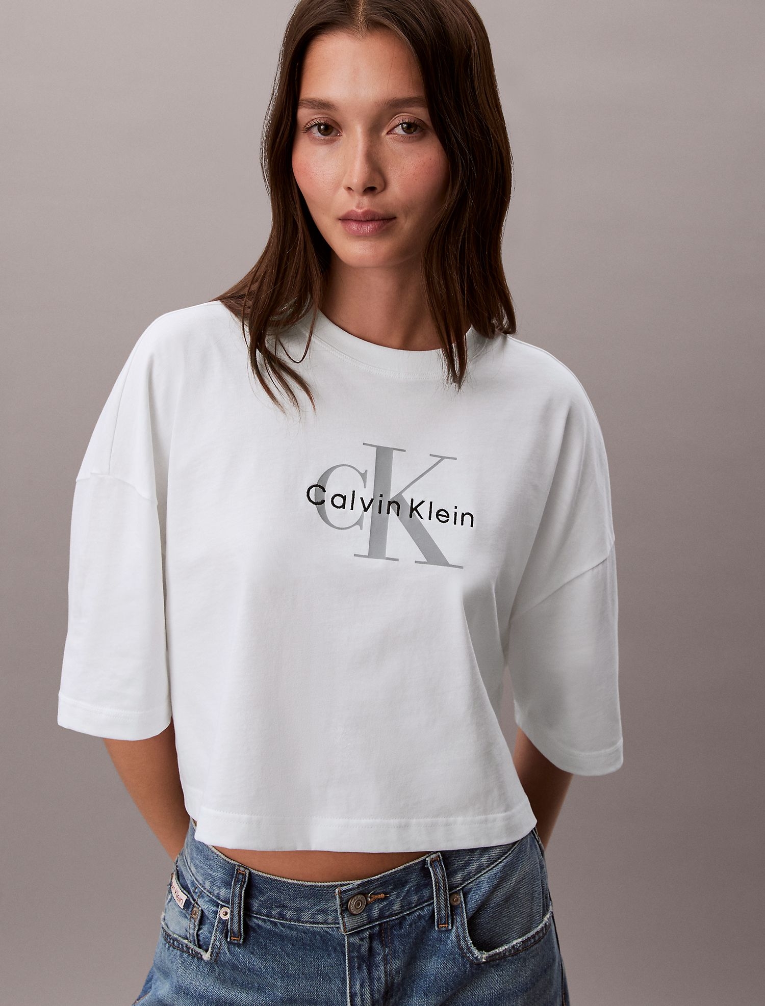 Футболка Calvin Klein Monologo Cropped Boxy Fit Bright White