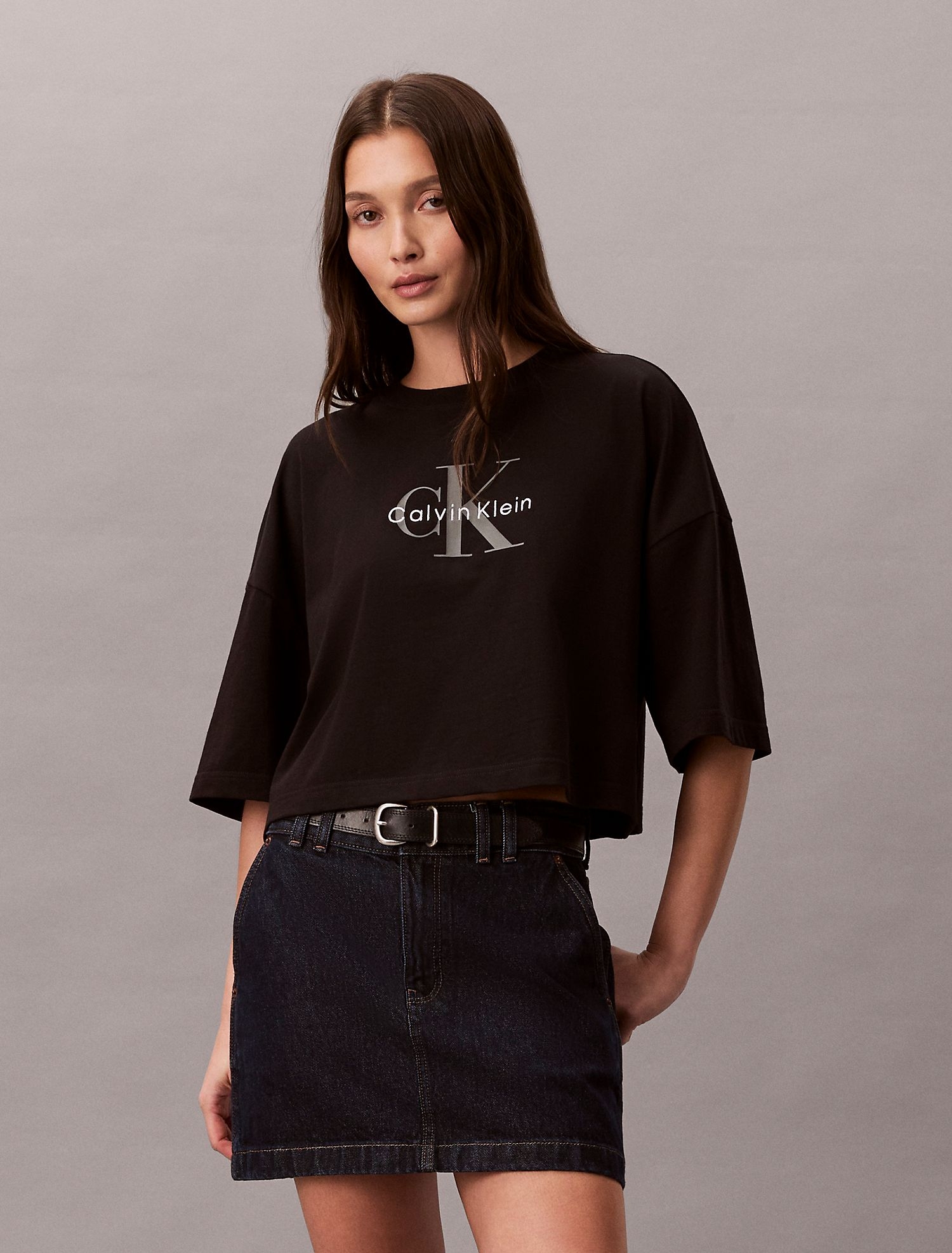 Футболка Calvin Klein Monologo Cropped Boxy Fit Black