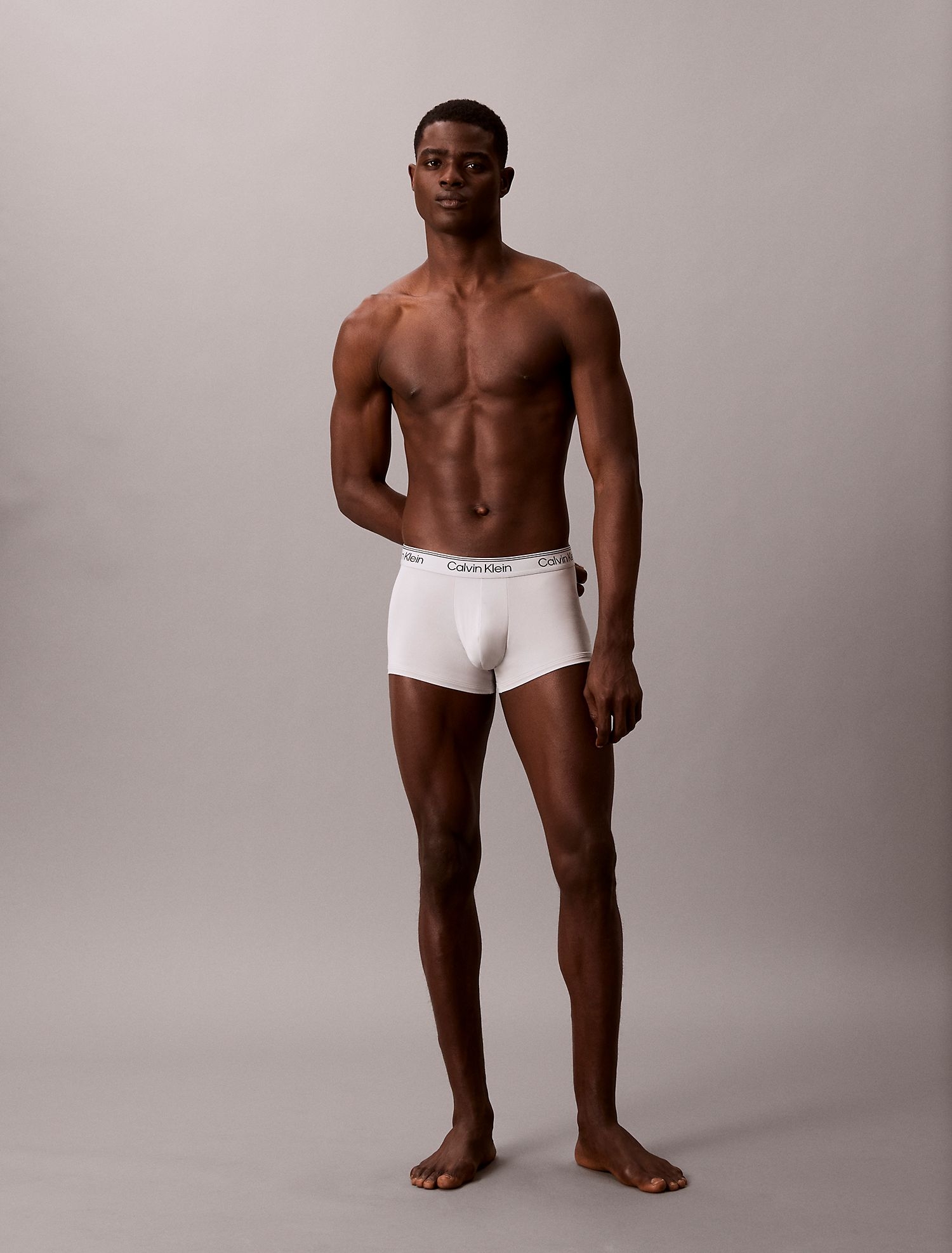 Мужские трусы боксеры-транки Calvin Klein Microfiber Stretch Low Rise Black / Mint Multi