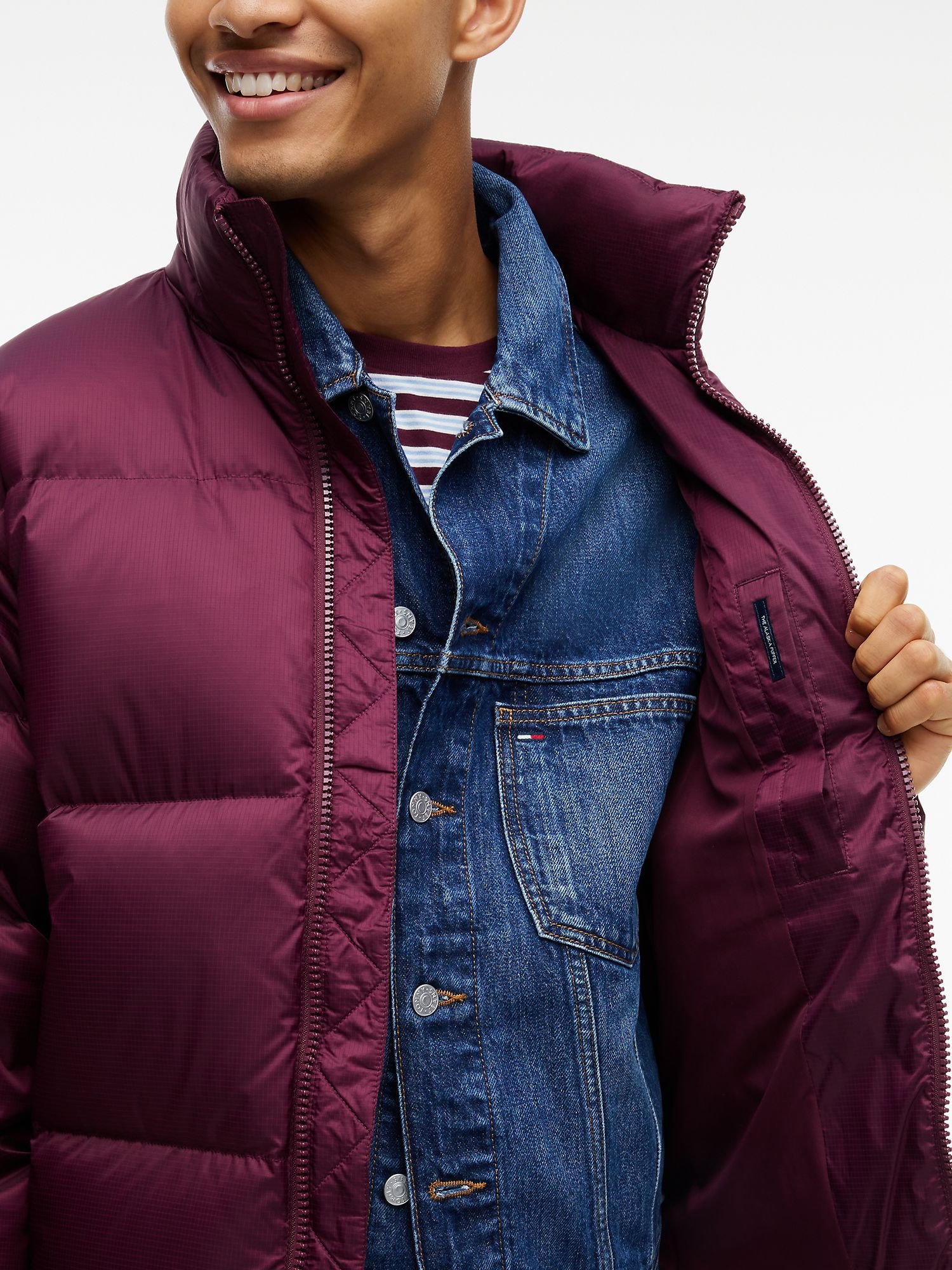 Пуховик Tommy Jeans Alaska Ripstop Down Jacket Calypso Berry